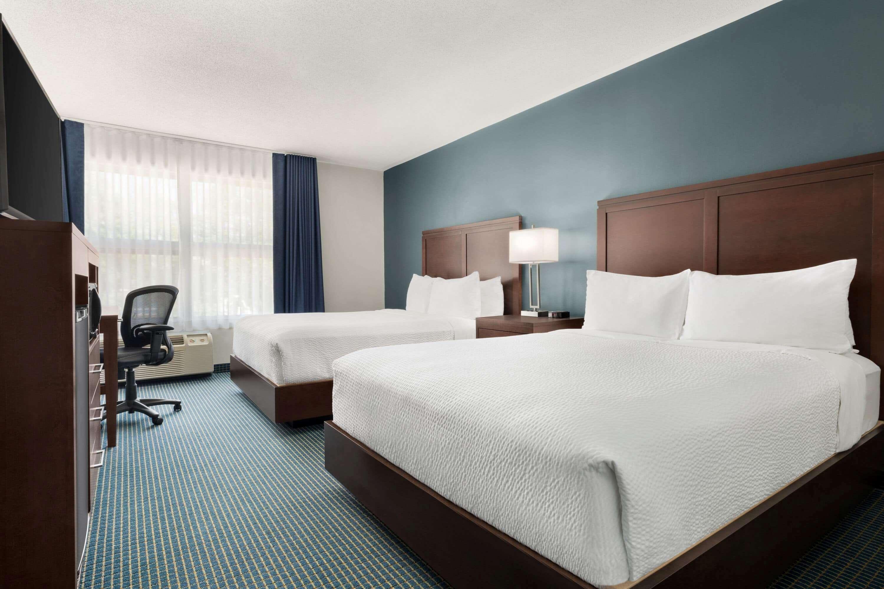 Days Inn By Wyndham Sarnia Harbourfront Esterno foto