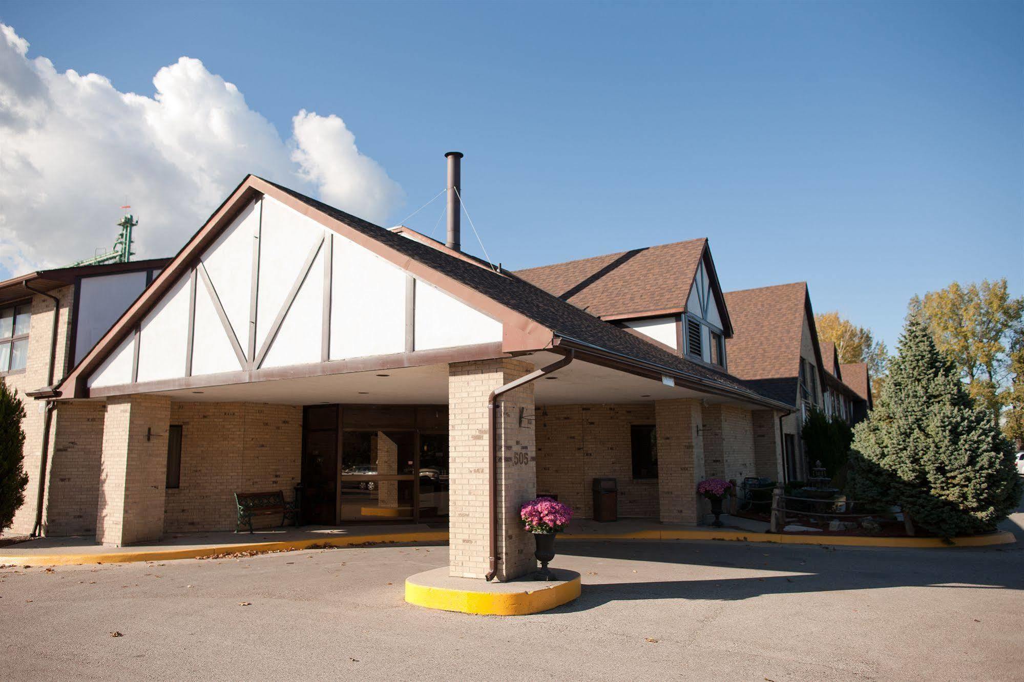 Days Inn By Wyndham Sarnia Harbourfront Esterno foto